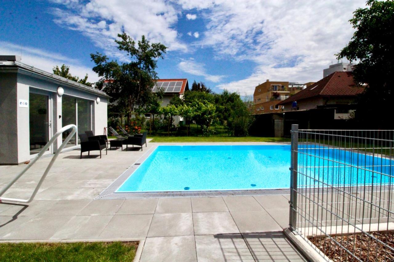 Maureen Lovely 2 Bedroom Unit With Community Pool Wiedeń Zewnętrze zdjęcie